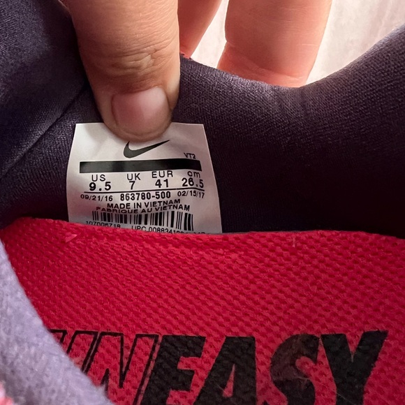 Nike running shoes - Picture 5 of 5